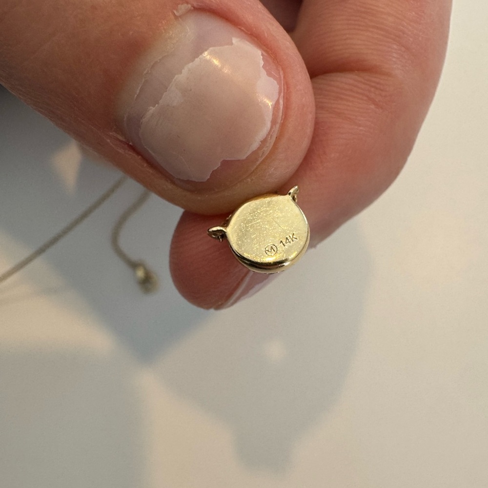 LARGE PAVÉ DIAMOND ROUND NECKLACE - Picture 4 of 4